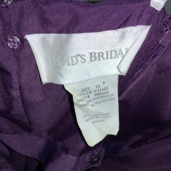 David’s Bridal strapless purple satin formal gown Sz 12 beaded ruched lined - Picture 4 of 7